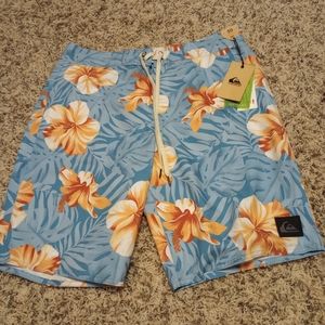 Quick Silver Board Shorts.  Waist 30.